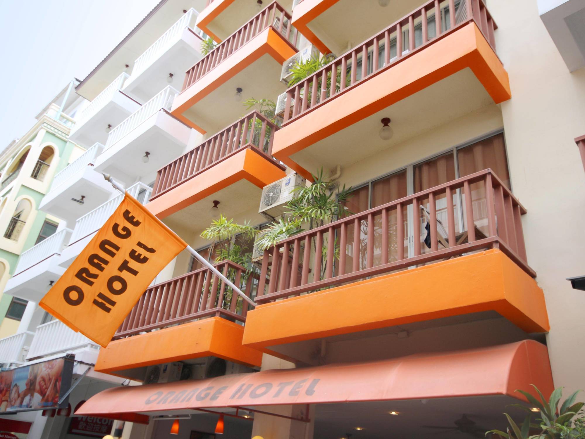 Orange Hotel Patong Exterior photo